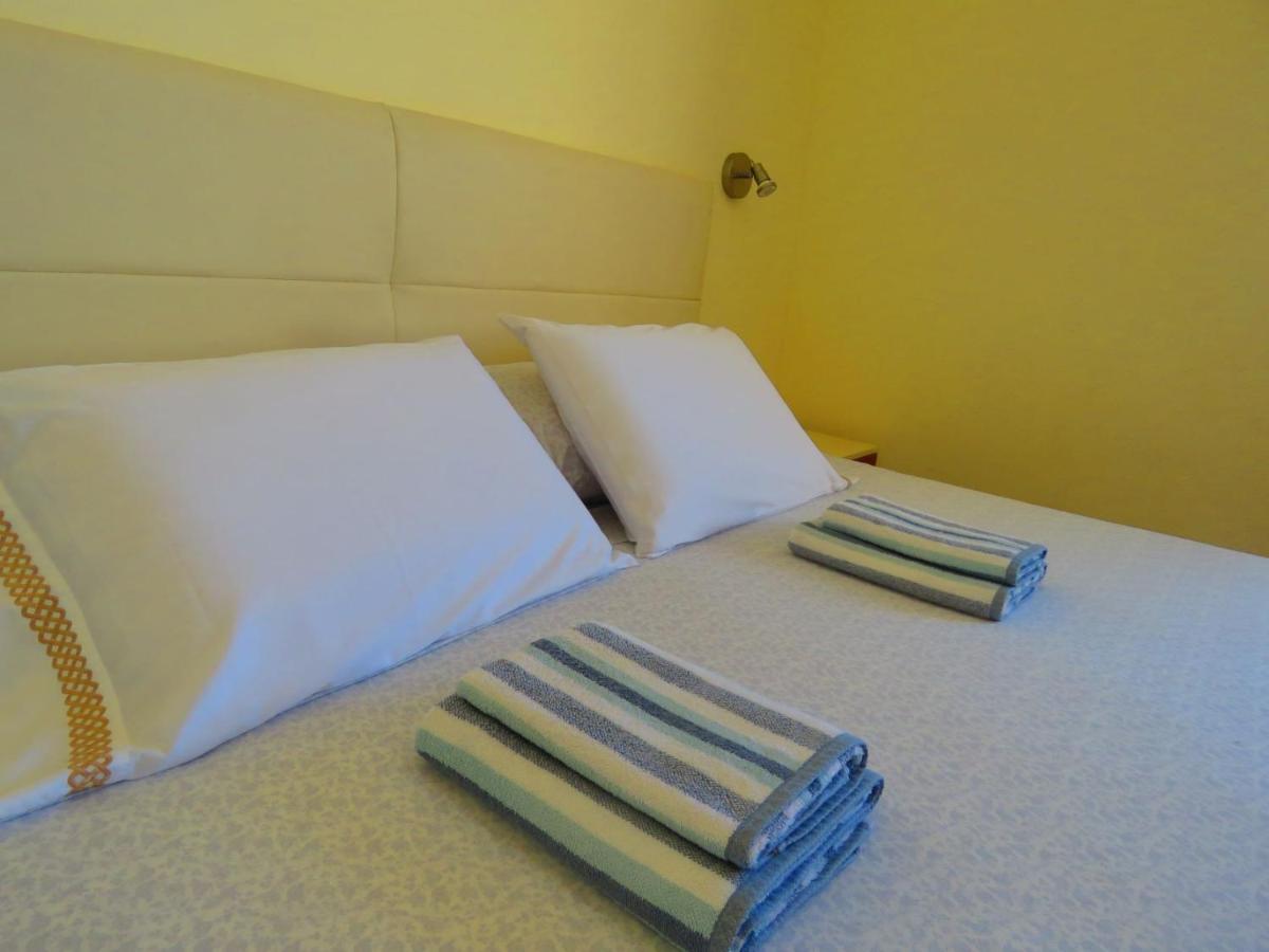 Boulevard 251 Riverside Apartments Iquitos Exterior photo