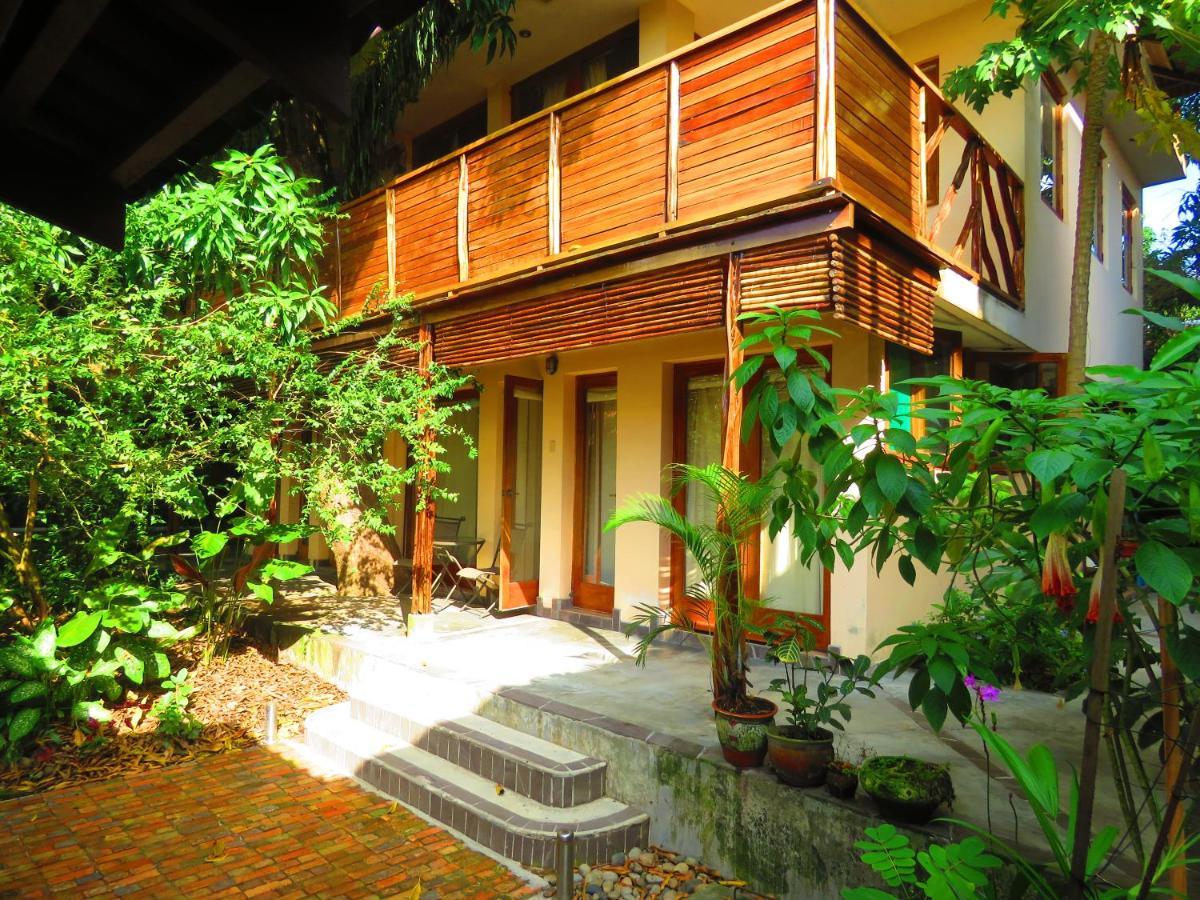 Boulevard 251 Riverside Apartments Iquitos Exterior photo