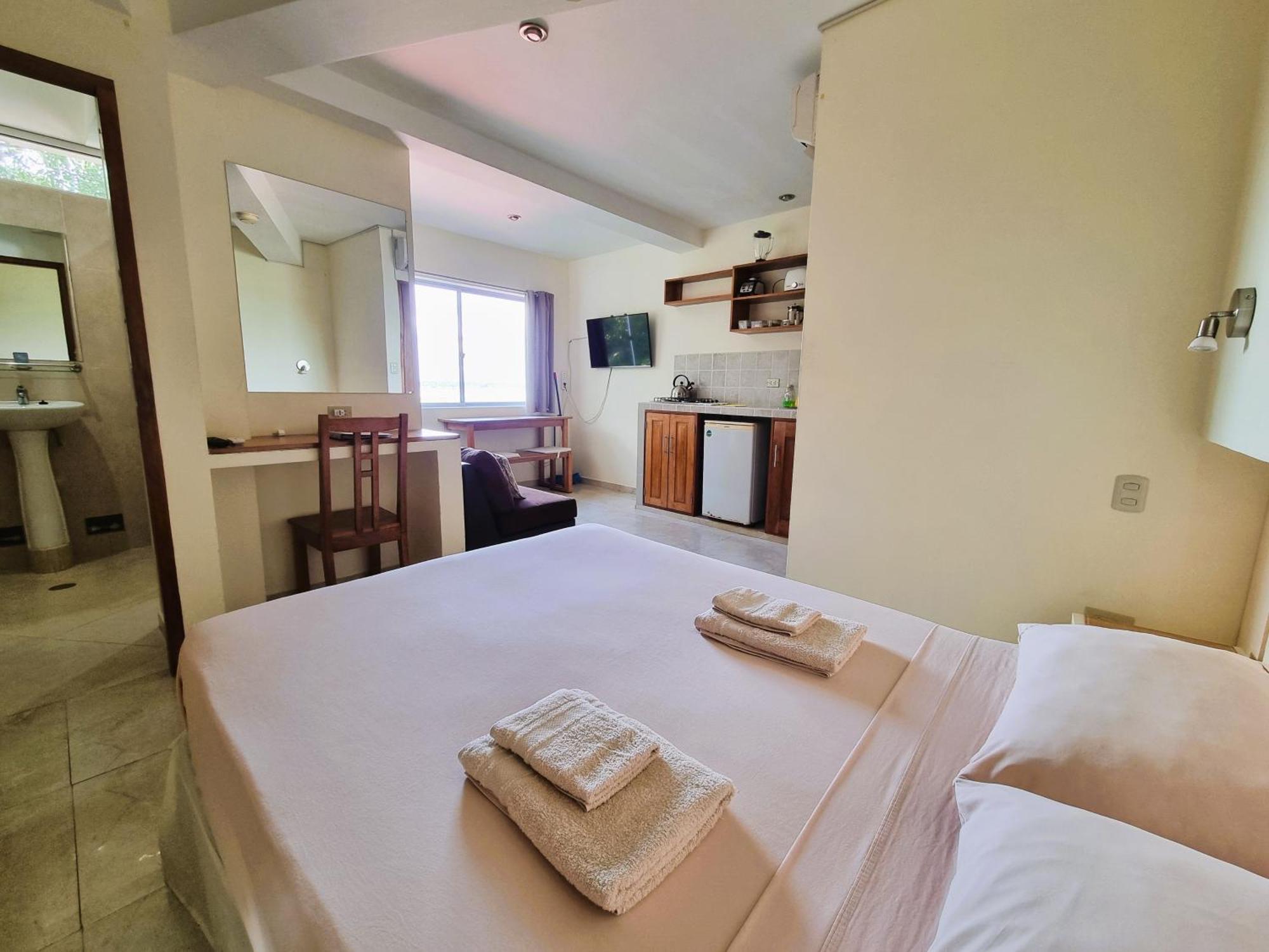Boulevard 251 Riverside Apartments Iquitos Room photo